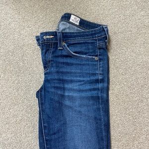 AG stilt jeans size 24